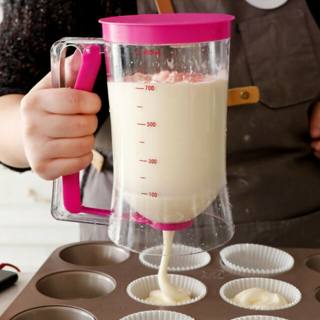 900ML Pancake Baking Batter Dispenser Measuring Cup Muffin Cream Separating Tool