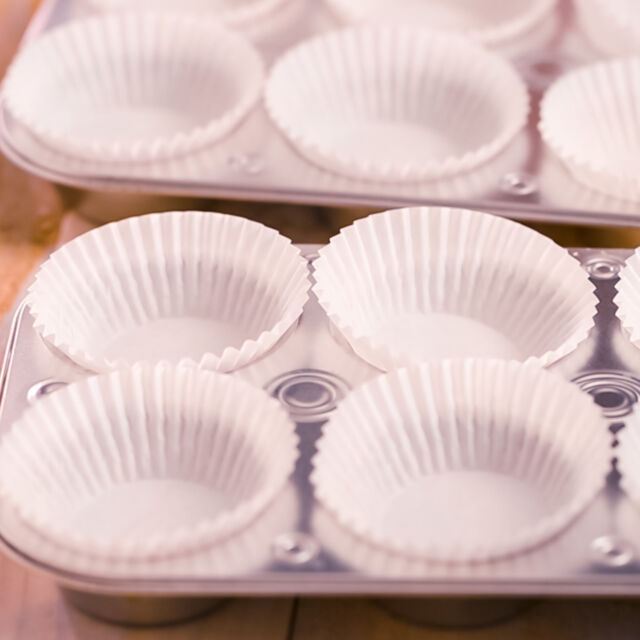 500Pcs White Cupcake Liners Food Grade Paper Cup Cake Baking Cup Muffin Molds